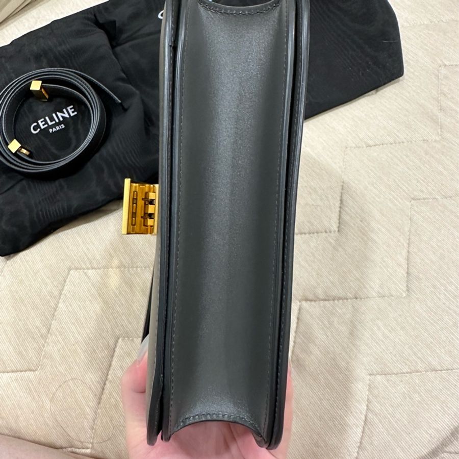 Celine box classic 灰色金釦、九成新-1