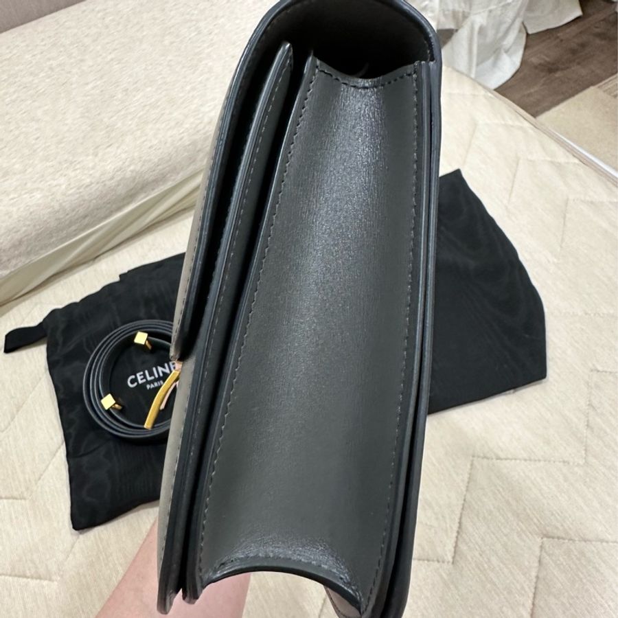 Celine box classic 灰色金釦、九成新-2