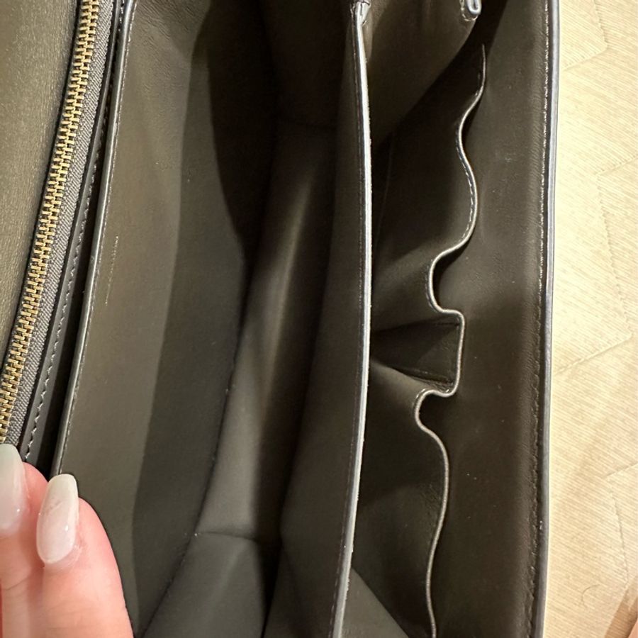 Celine box classic 灰色金釦、九成新-7