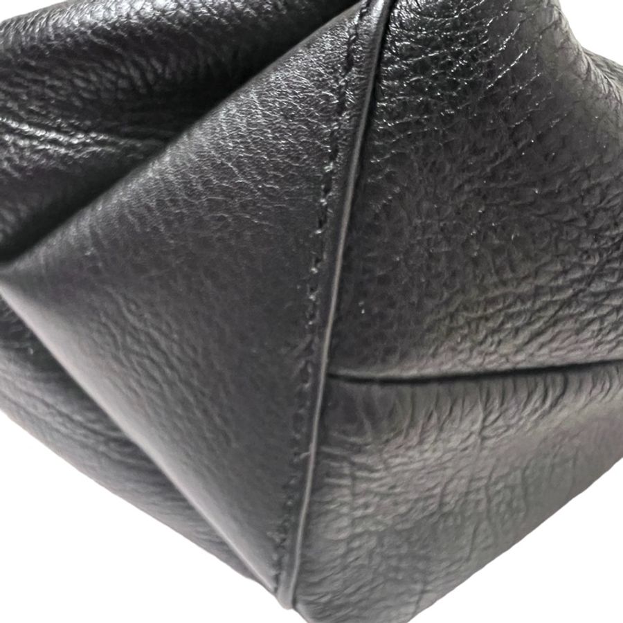 🍒CHANEL 絕版LOGO大托特包 2F230831-1-10