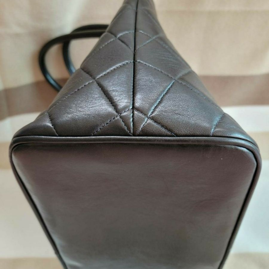 香奈兒 金幣包希爾頓包 羊皮超輕狀態好-11