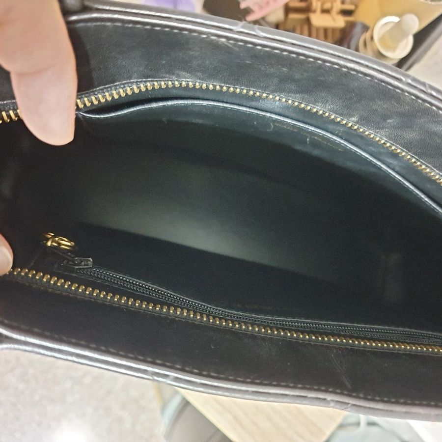 香奈兒 金幣包希爾頓包 羊皮超輕狀態好-17