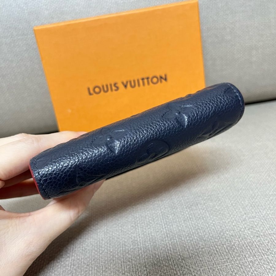 LV Victorine 海軍藍全皮革短夾-13