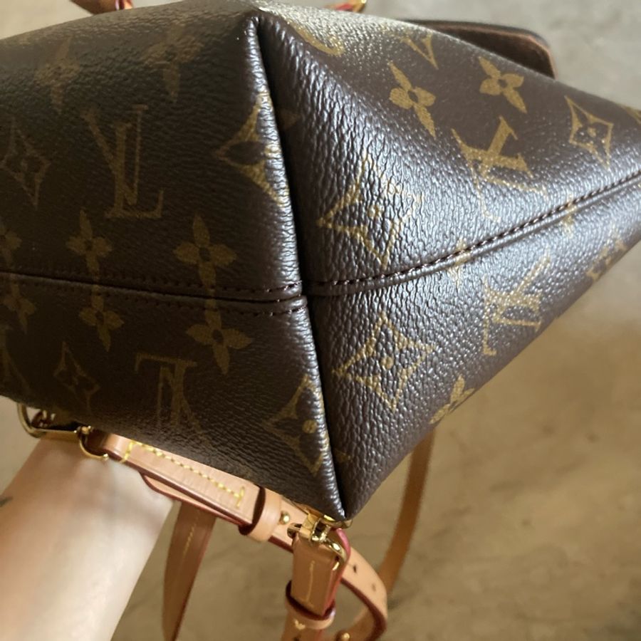 LV後背包 montsouris bb-3