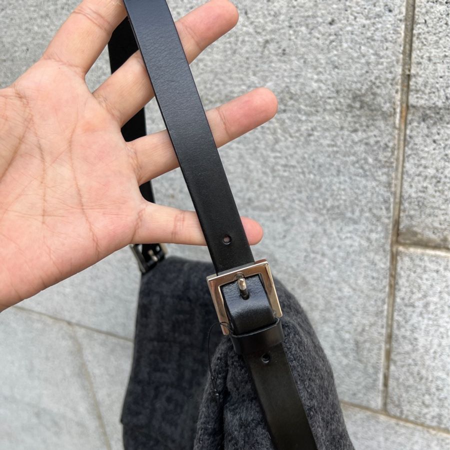 【FENDI】絨毛大法棍-7