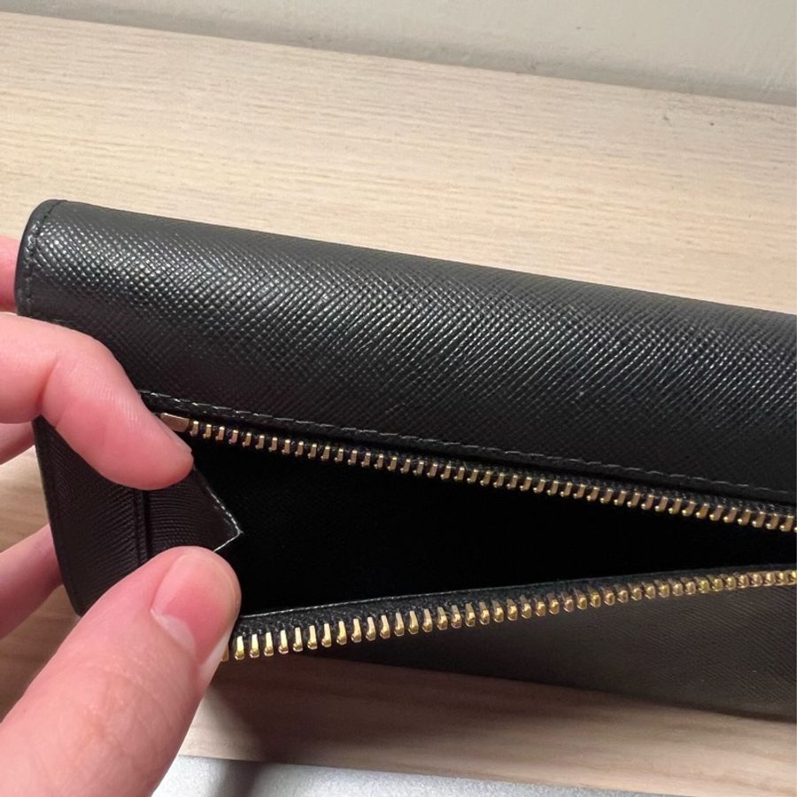 Prada Saffiano 中長兩折皮夾-4