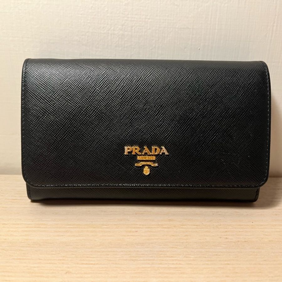 Prada Saffiano 中長兩折皮夾-5