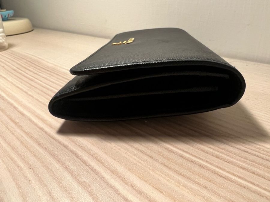 Prada Saffiano 中長兩折皮夾-7