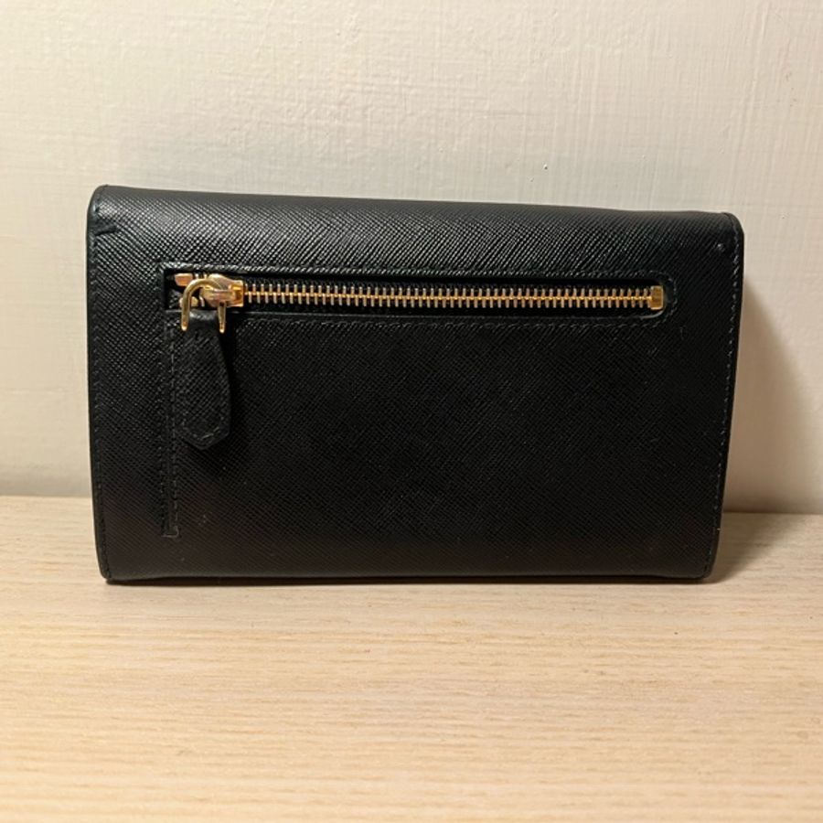 Prada Saffiano 中長兩折皮夾-8