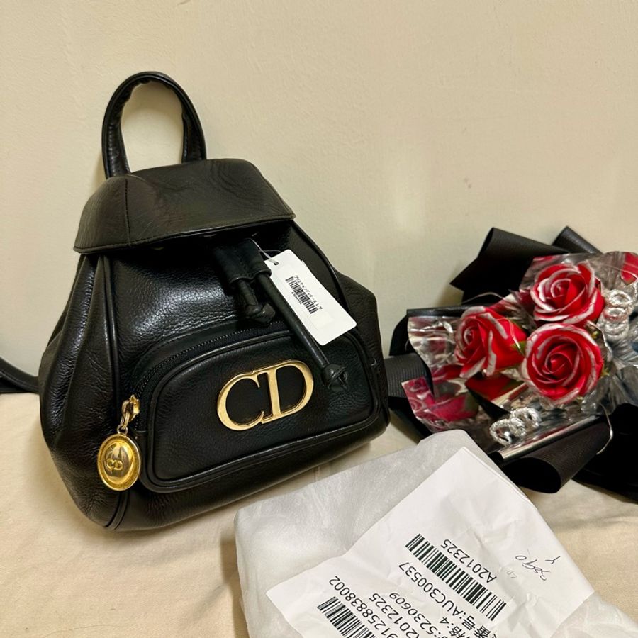 🔥急出可議🔥 #Dior #後背包 #雙肩包 質感全牛皮黑色 #vintage #古董包 CD五金鍍24k金 💕 絕版極美品-19