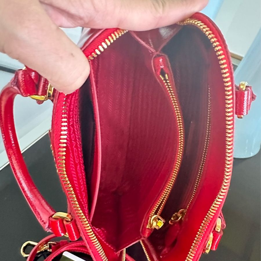 PRADA SAFFIANO手提肩背包-8