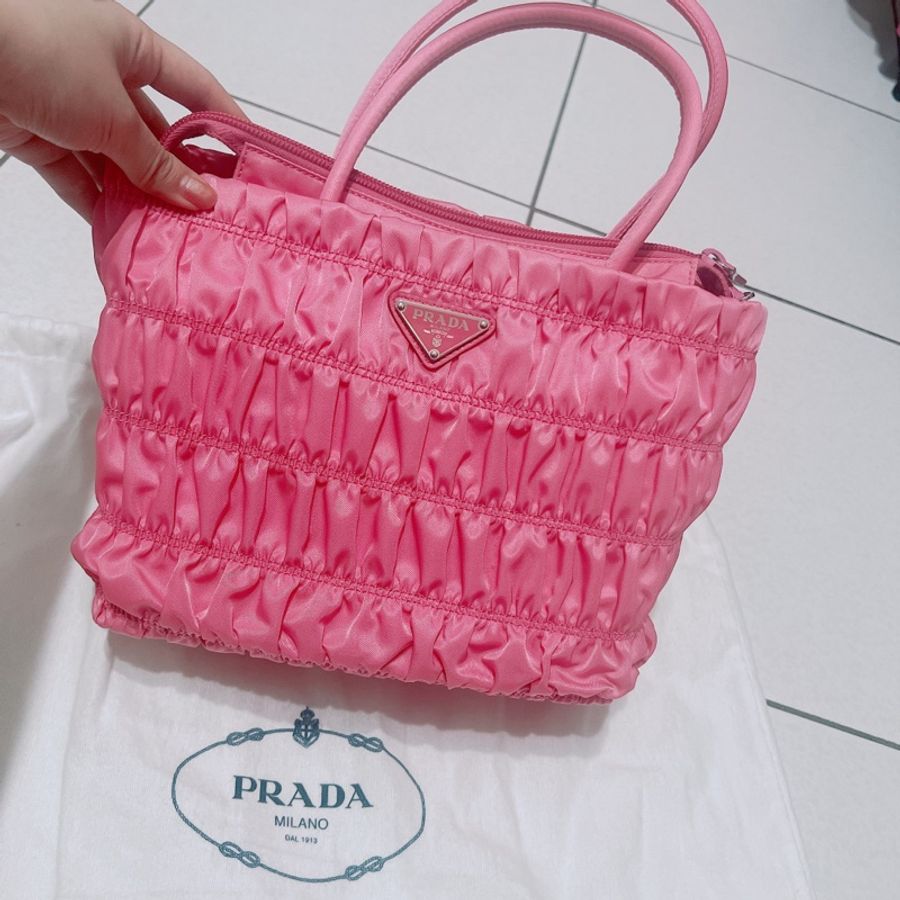 PRADA 皺摺尼龍 托特手提包 粉紅色💕-0