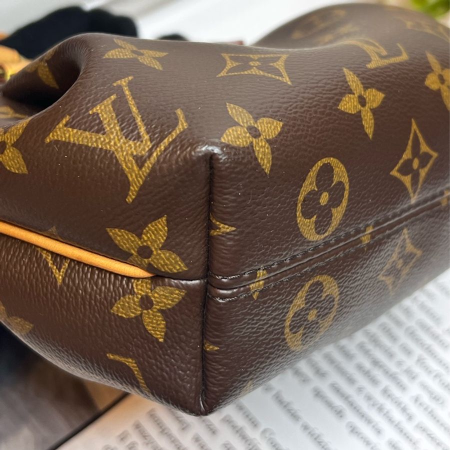 LV nano turenne 迷你水餃包-14