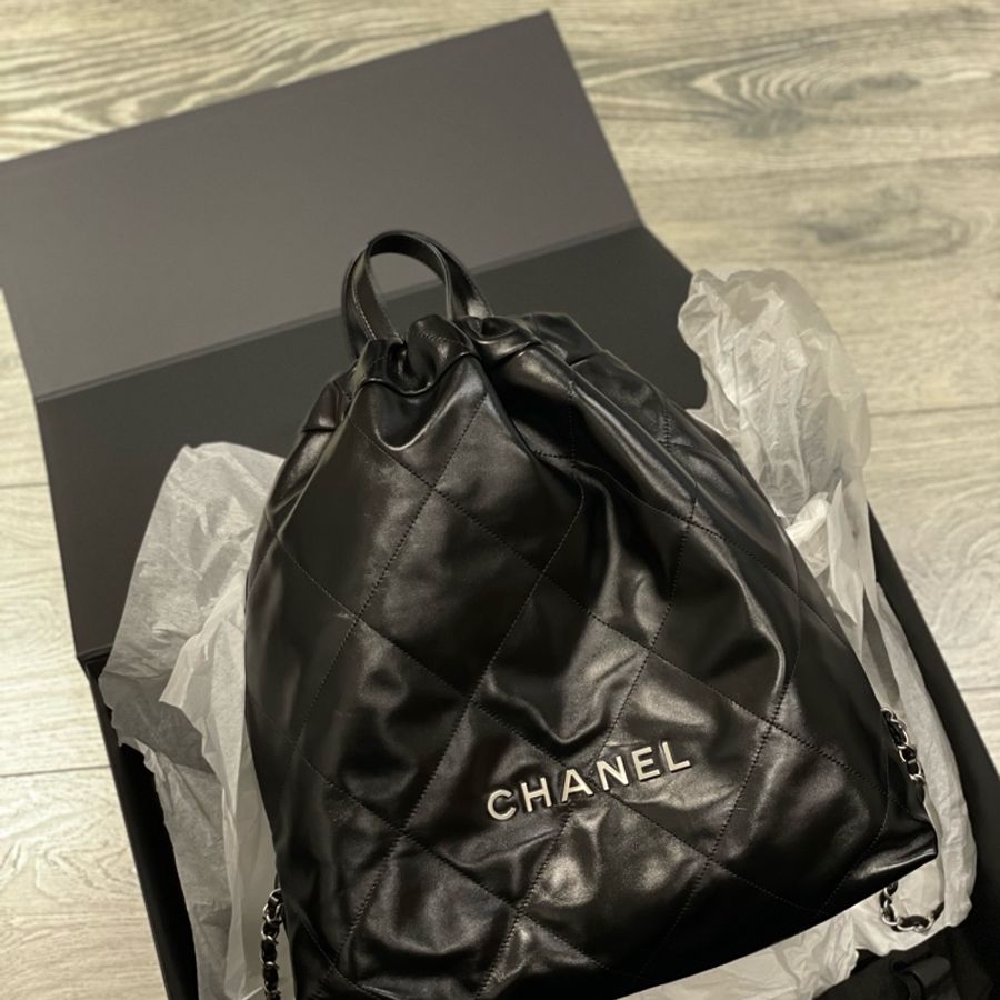 Chanel 22 backpack 後背包 全新全配正品-1