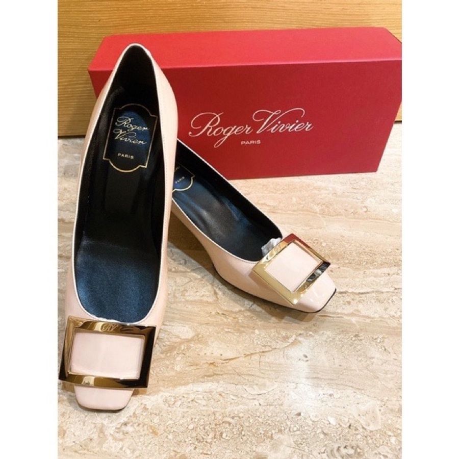 rogervivier 淡粉金釦4.5cm跟鞋-1