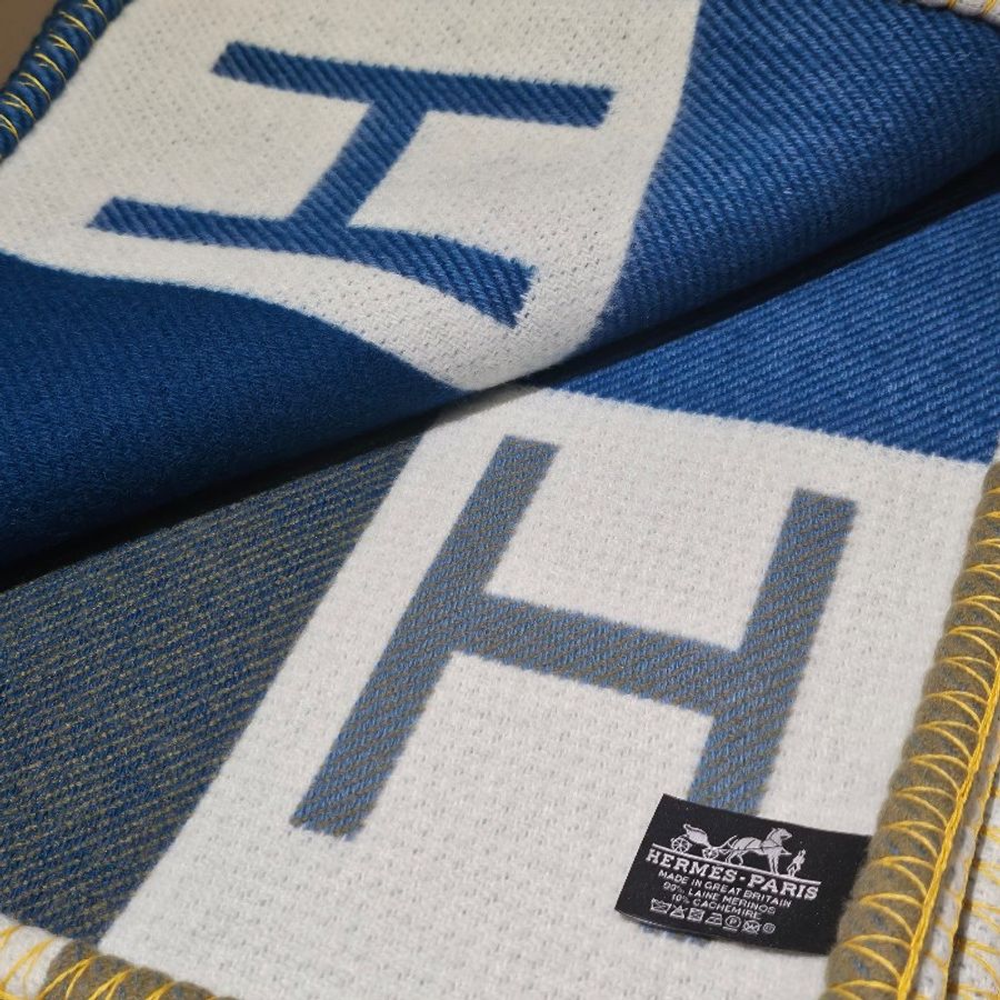 全新HERMES 愛馬仕 Avalon Vibration薄毯 140cm*170cm-6