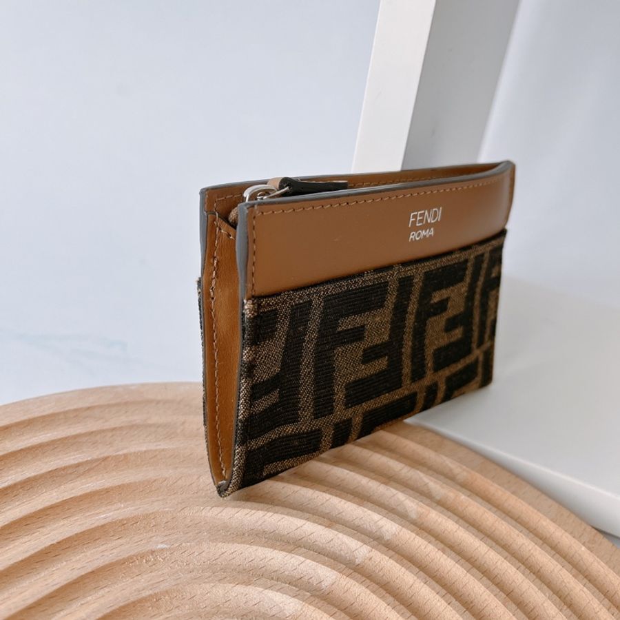 FENDI 品牌logo 零錢鑰匙包-2