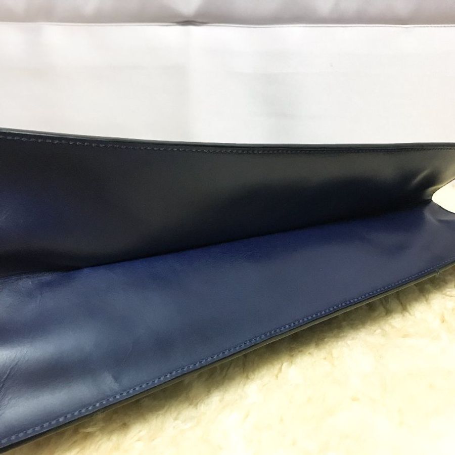 Loewe 全新 Cirlce Bag-12