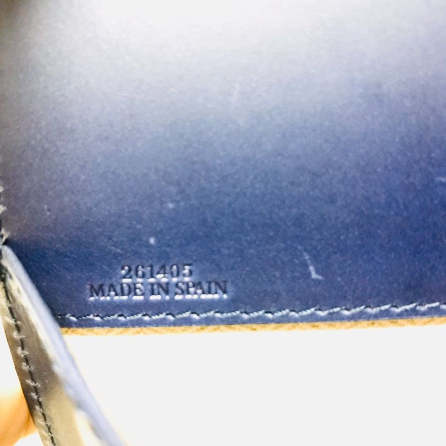 Loewe 全新 Cirlce Bag-15
