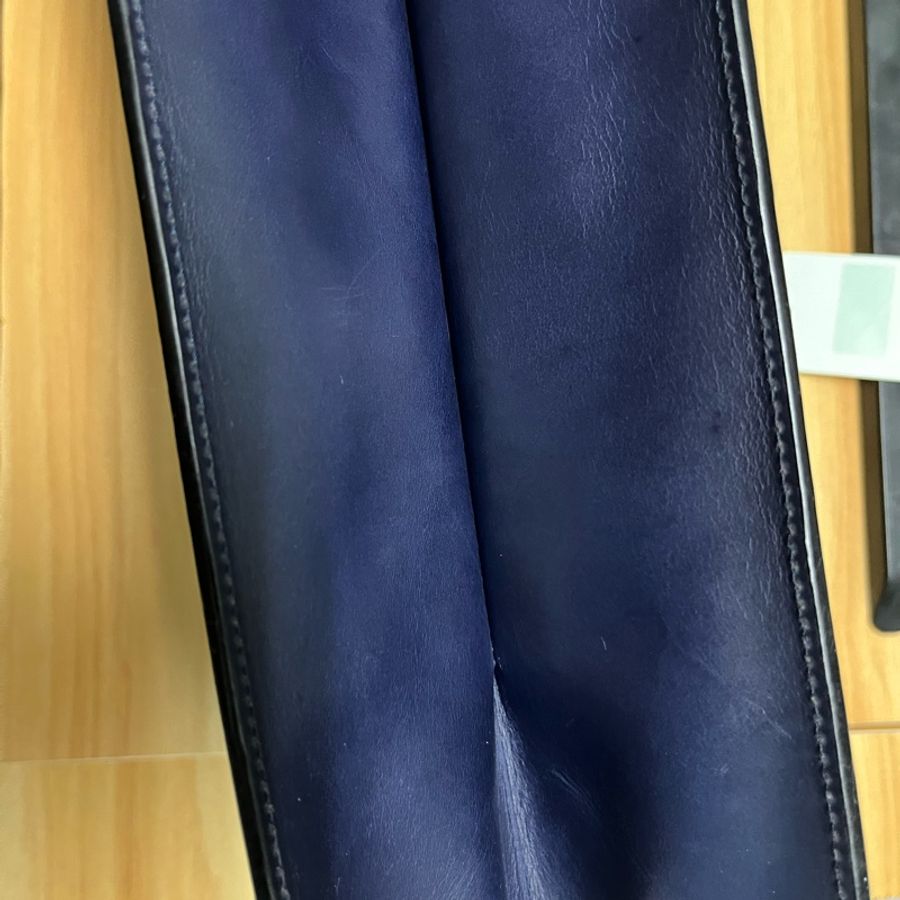 Loewe 全新 Cirlce Bag-11