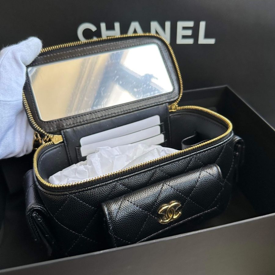 Chanel 香奈兒 23B 新款‼️手把 手柄 提把 化妝 cargo 長盒子 鏈袋包 mini bag 此價格已含刷卡分期手續費 可直接下單❤️-8