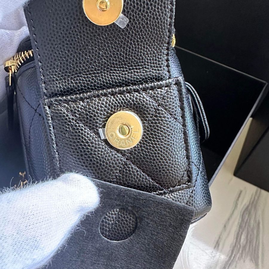 Chanel 香奈兒 23B 新款‼️手把 手柄 提把 化妝 cargo 長盒子 鏈袋包 mini bag 此價格已含刷卡分期手續費 可直接下單❤️-13