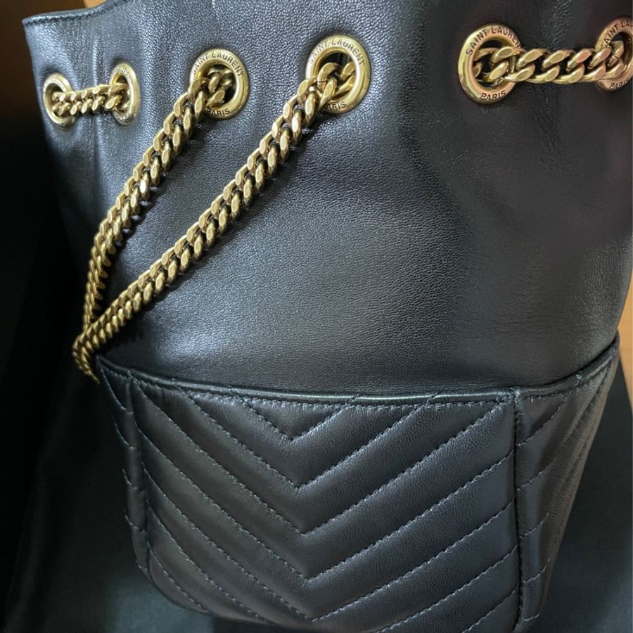 可議Rose款 YSL JOE MINI絎縫小羊皮迷你水桶包-5