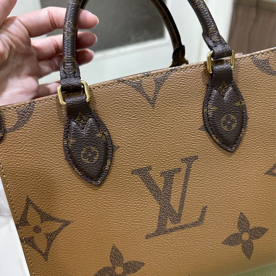 LV OnTheGo PM 經典老花(雙色)小托特包(附寬肩帶+零錢包)-1