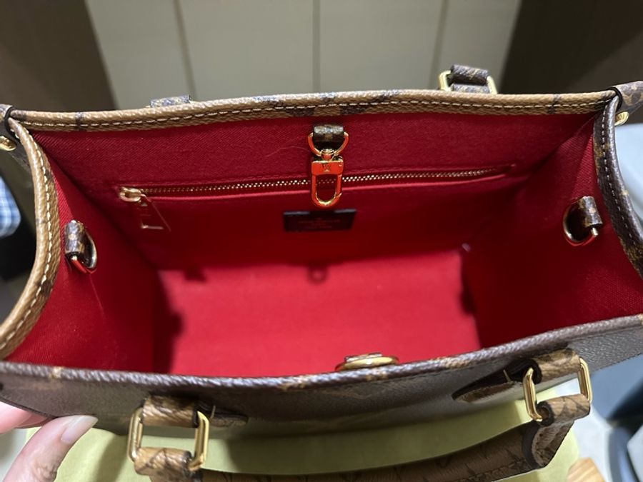 LV OnTheGo PM 經典老花(雙色)小托特包(附寬肩帶+零錢包)-9