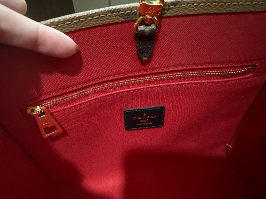 LV OnTheGo PM 經典老花(雙色)小托特包(附寬肩帶+零錢包)-10