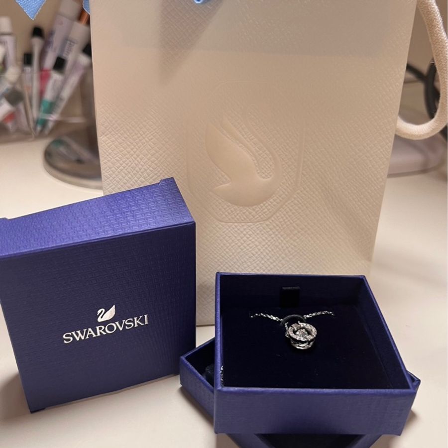 Swarovski Sparkling Dance 項鏈(附紙袋-8