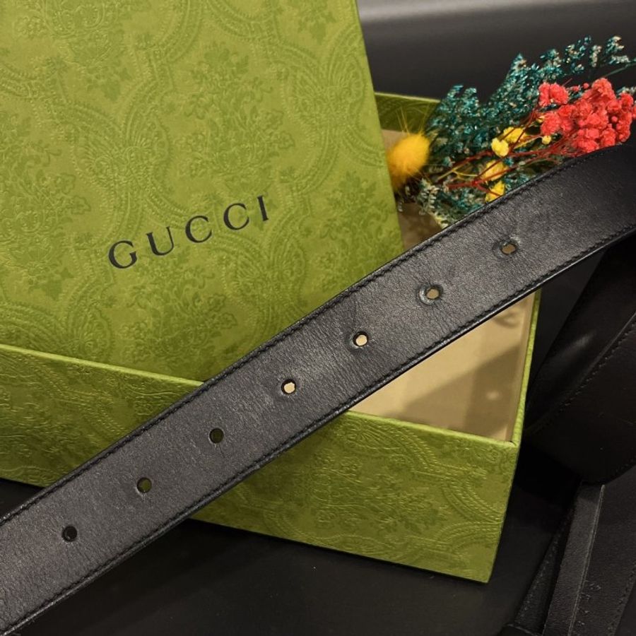 GUCCI 古馳 金色雙G LOGO黑色皮革皮帶85公分34腰皮帶/腰帶-1