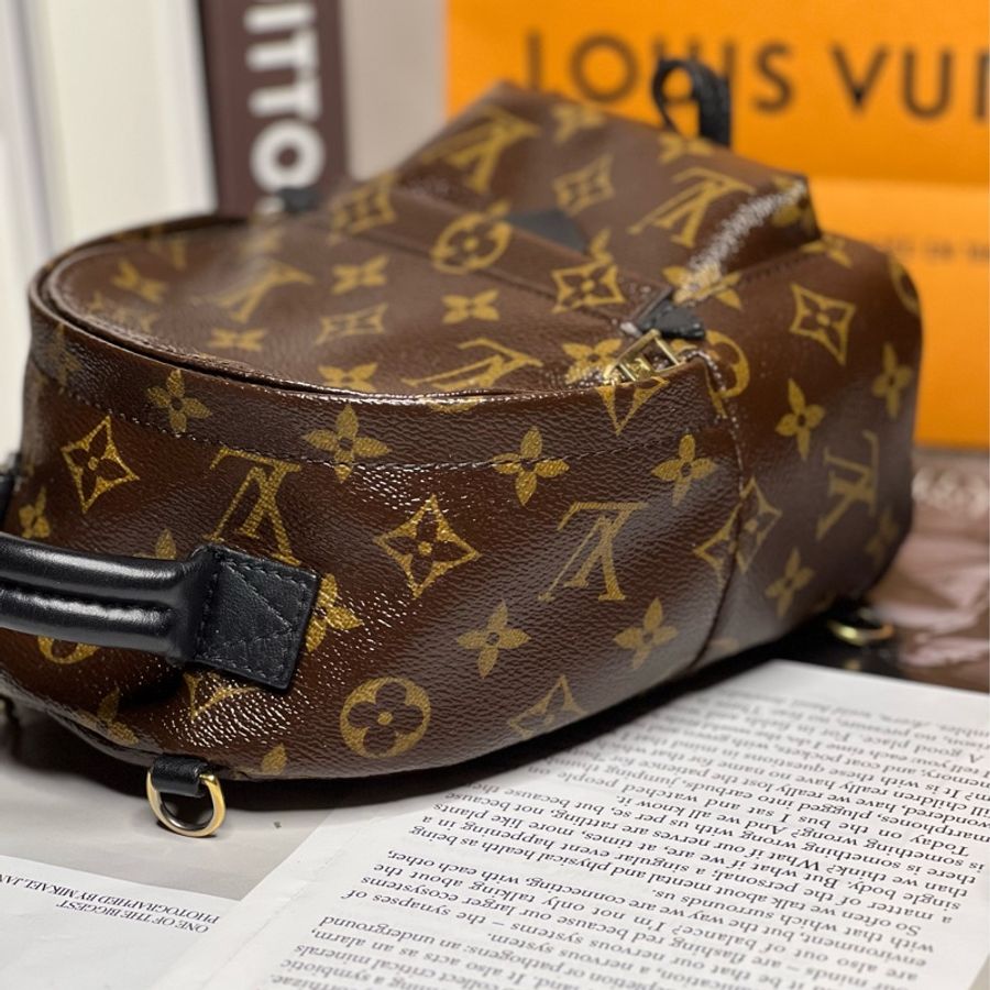 LV 迷你後背包 小書包 舊款-5