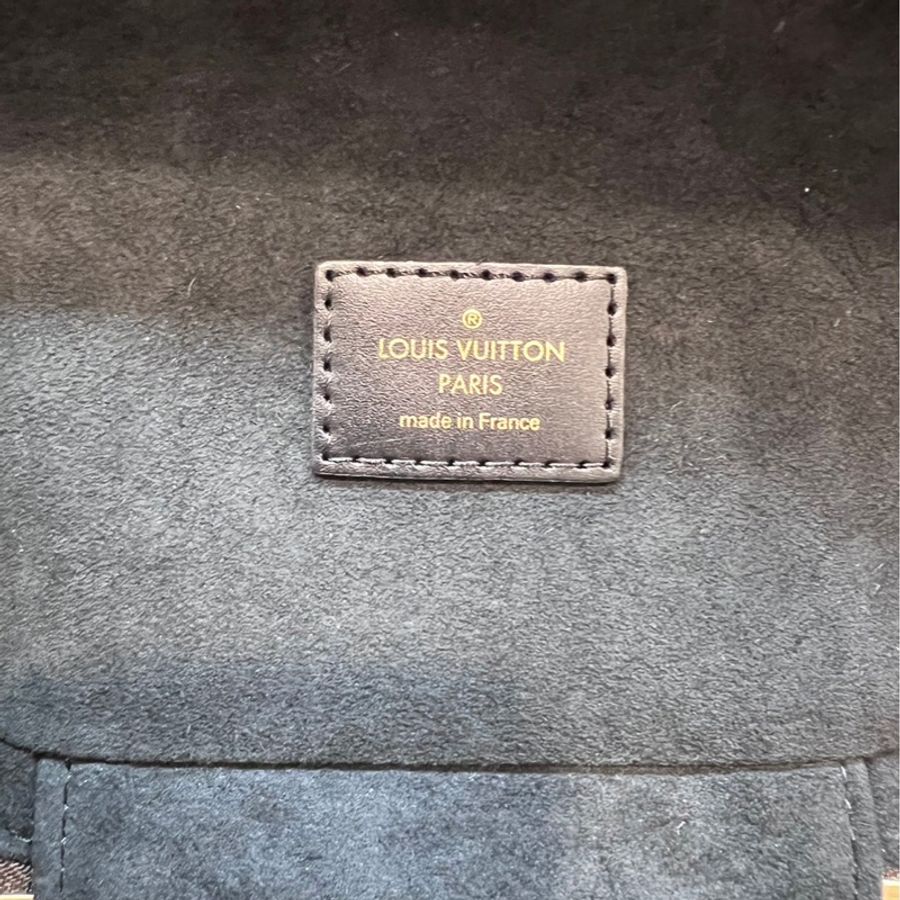 LV Vanity PM化妝包 晶片款-31