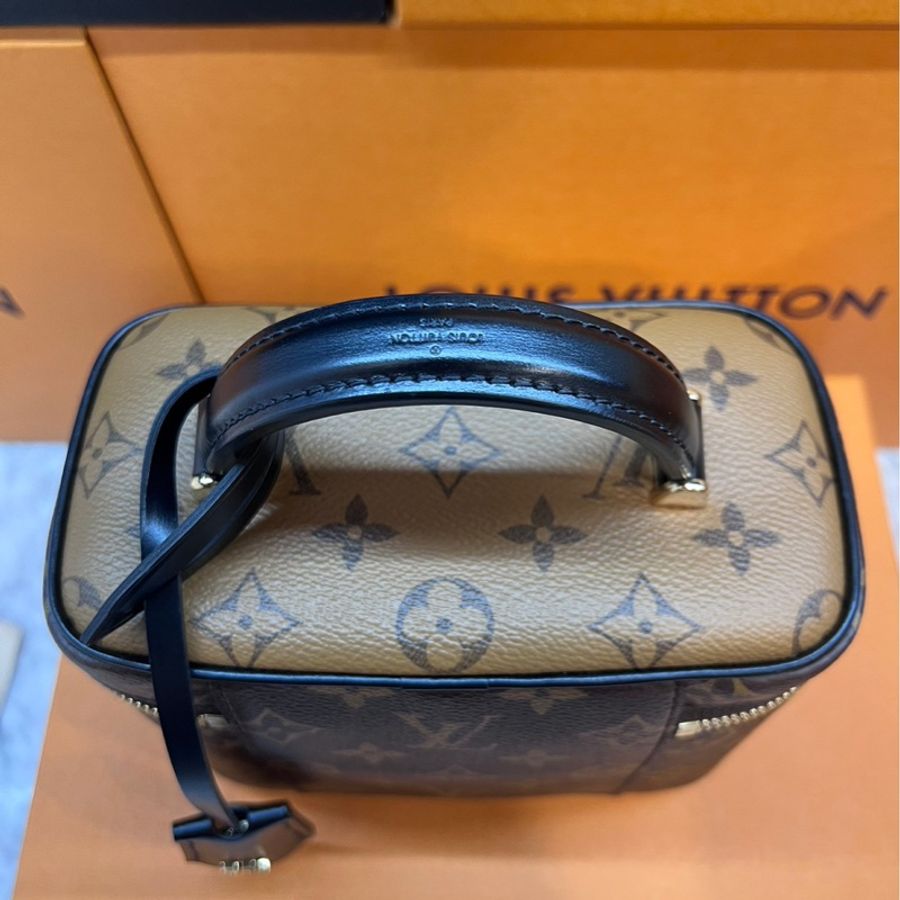 LV Vanity PM化妝包 晶片款-37