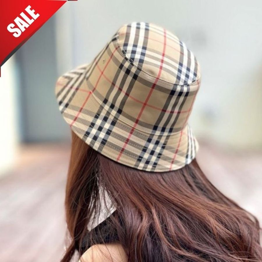 Burberry 80269271 Vintage 格紋棉質混紡漁夫帽 S 現貨《佳節年終折扣》-0