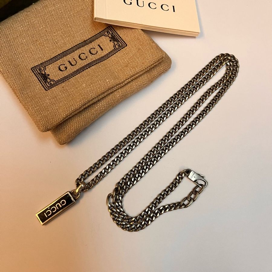 （降價售$7900） Gucci 小軍牌仿舊項鍊-10