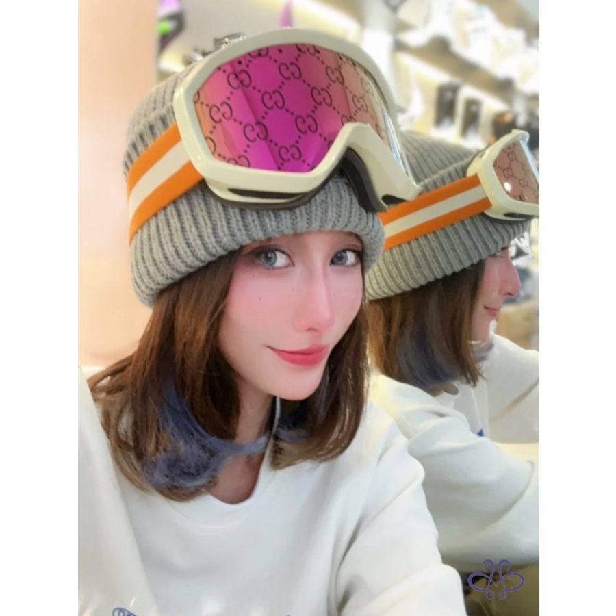 GUCCI 22年限量版主打款 粉桃色滿版logo 蔡司雙層防護鏡面白框造型雪鏡-1