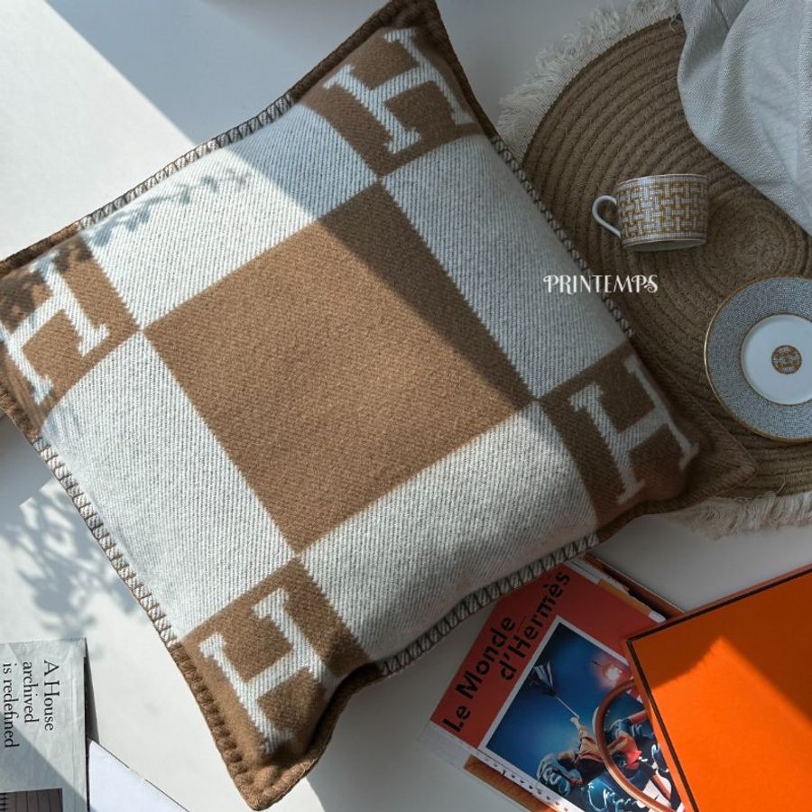 ｜Hermès｜Avalon 抱枕 歐美沙發必備 茶色-0