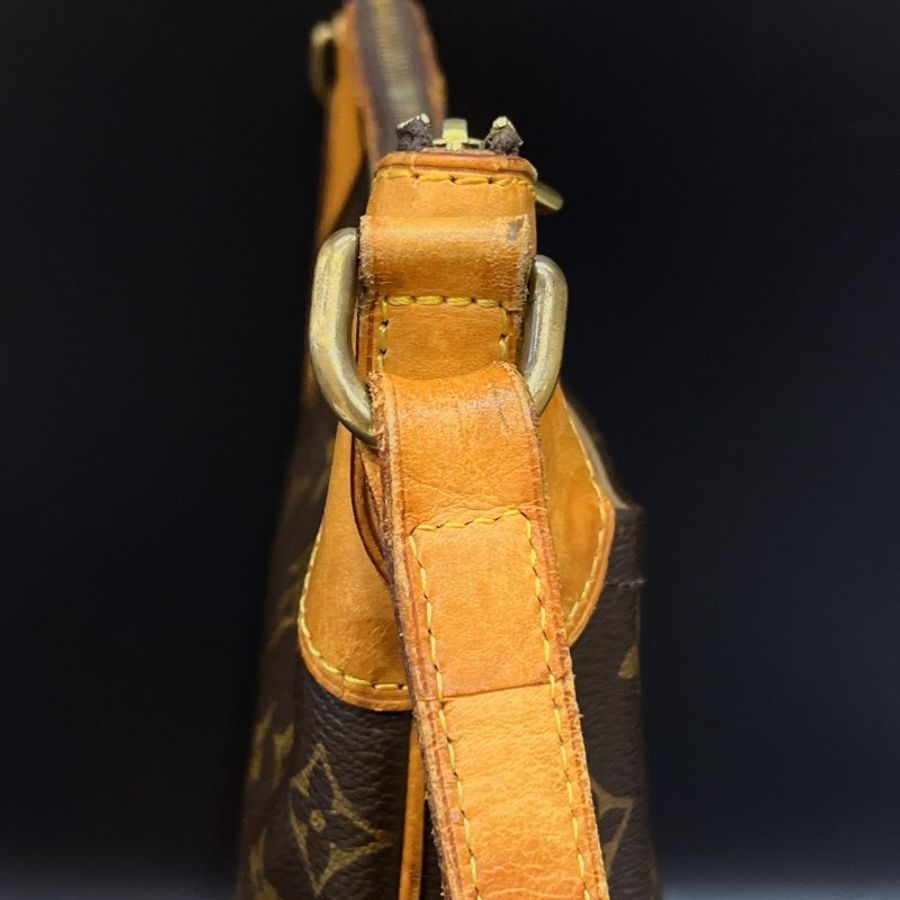Louis Vuitton LV老花字紋直立型拉鍊斜背包/肩背包-7