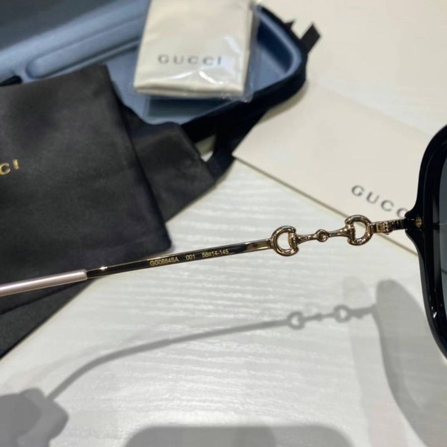 我的最愛女藝人 戚薇同款 Gucci🖤馬蹄扣 墨鏡-1
