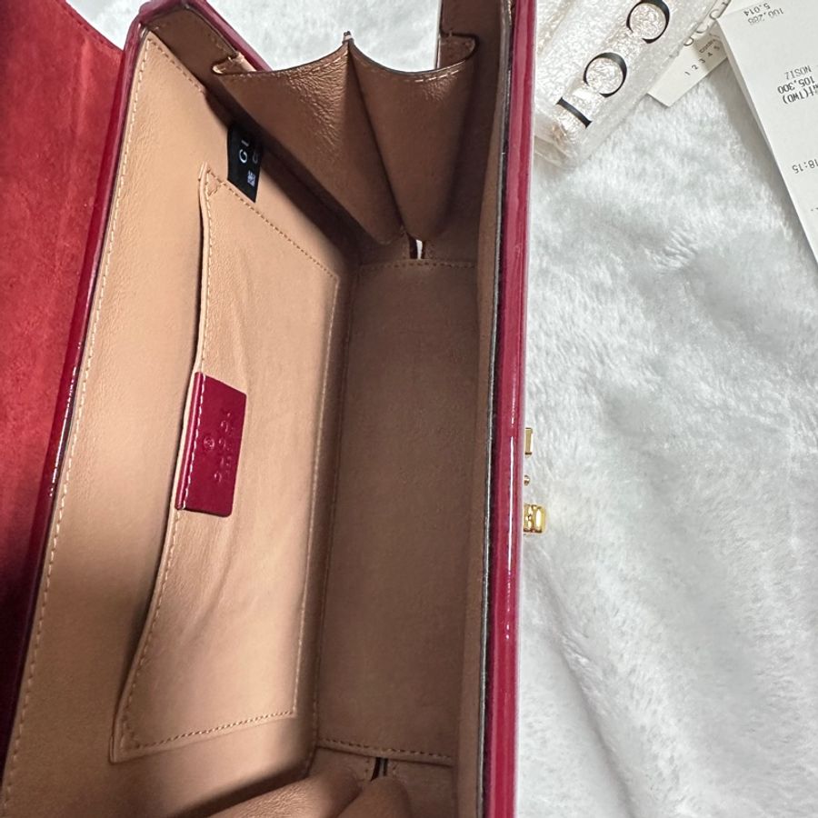 Sylvie 1969系列漆皮手提包 鏈包全新未使用,對折價出售-10