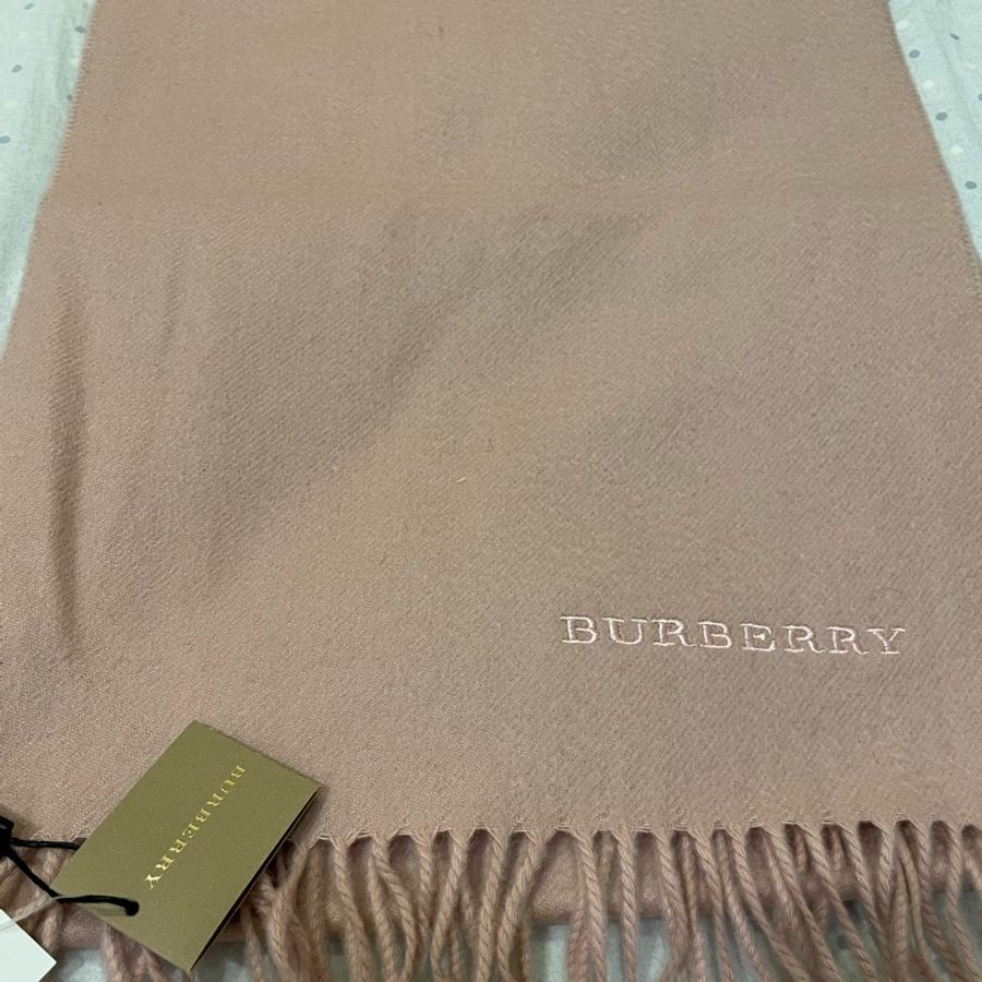 全新Burberry玫瑰色羊絨圍巾-1