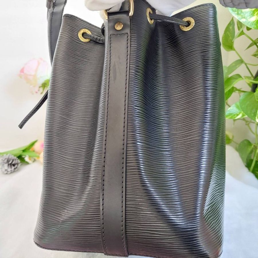 LV EP I 黑色 Vintage🎀現品實拍🎀 牛皮水波紋(中款)水桶包 ~二手約9成新-11