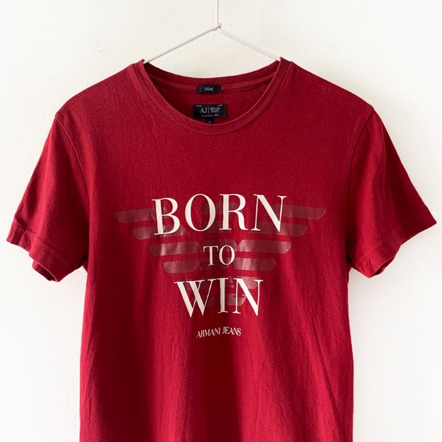 ARMANI JEANS 個性紅色圓領短袖T-Shirt 白色英文字 LOGO圖案 100%純棉 設計短T【壽司羊羊】二手衣-4
