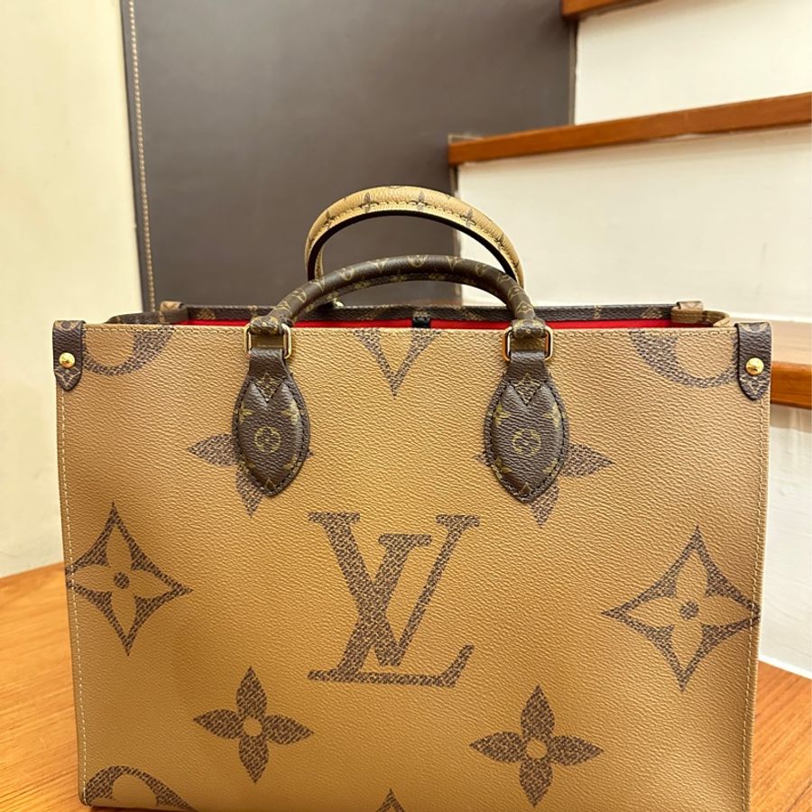 LV 雙色花紋 ON THE GO MM-0