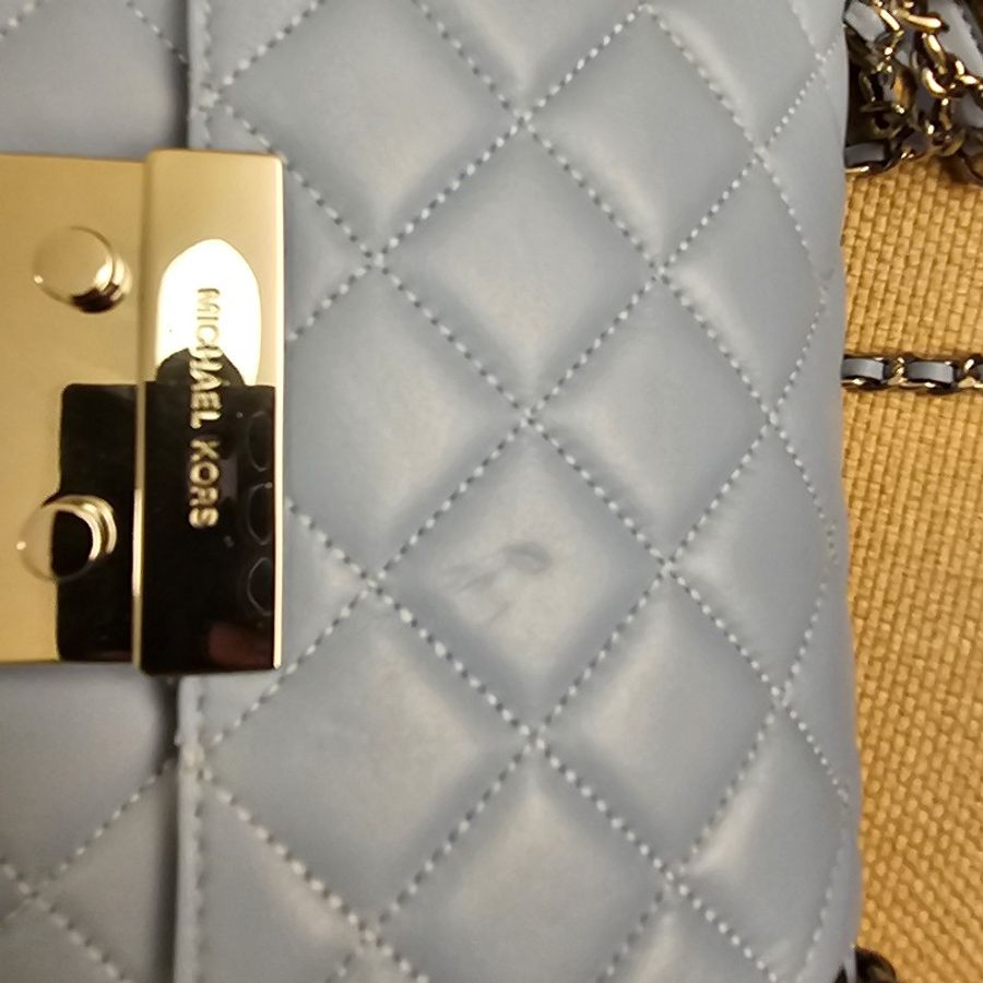 MICHAEL KORS SLOAN菱格紋小羊皮壓扣銀鍊帶肩背/斜背包(大/寶寶藍) 2024流行色調-20