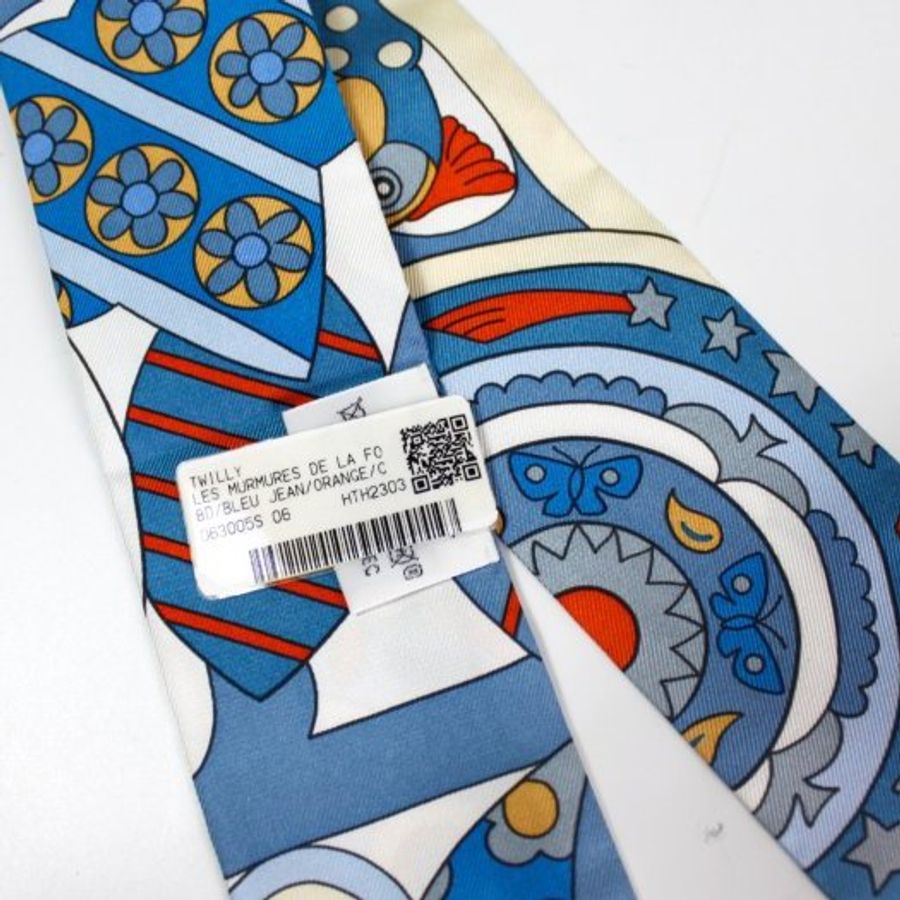 【巴黎站二手名牌專賣店】*全新現貨*HERMES 愛馬仕 真品*藍色動物紋圖騰紋TWILLY絲巾(一條)-1