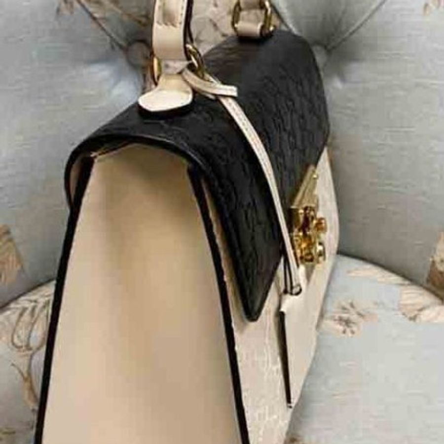 Gucci 絕美的黑白logo牛皮壓紋二用美包-4