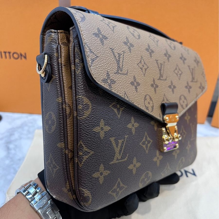 LV 拼色 M44876 郵差包 Pochette Metis-7